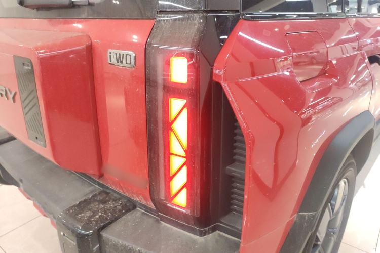 Used Chery Fengyun Fulwin X3 Plus 2025 Model 501 Four-Wheel Drive Smart Leading Edition Exterior 3