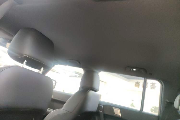 Used Chery Fengyun Fulwin X3 Plus 2025 Model 501 Four-Wheel Drive Smart Leading Edition Headliner