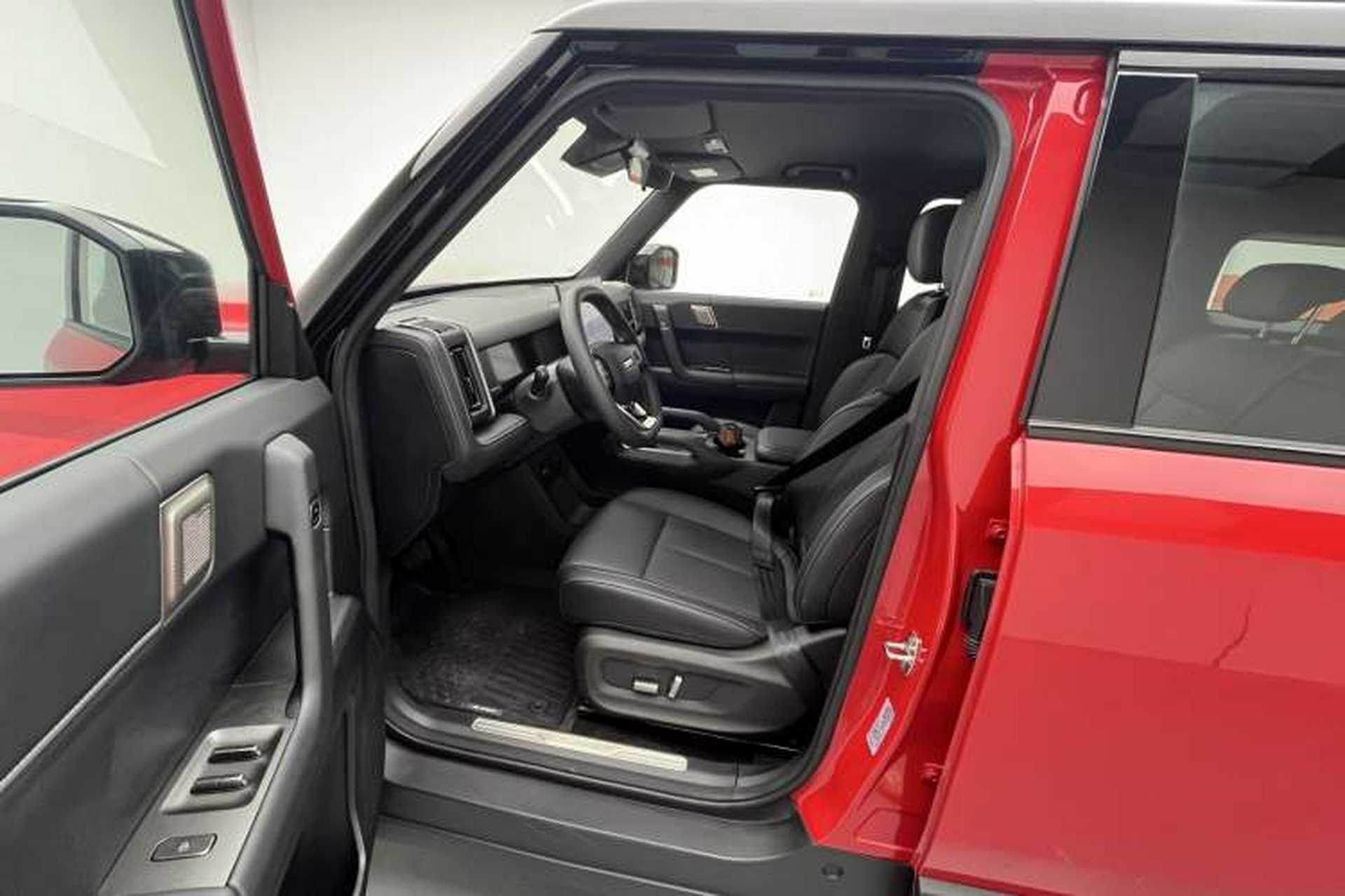Used Chery Fengyun Fulwin X3 Plus 2025 Model 501 Four-Wheel Drive Smart Leading Edition Interior 3