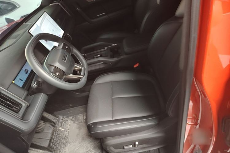 Used Chery Fengyun Fulwin X3 Plus 2025 Model 501 Four-Wheel Drive Smart Leading Edition Left Front Seat