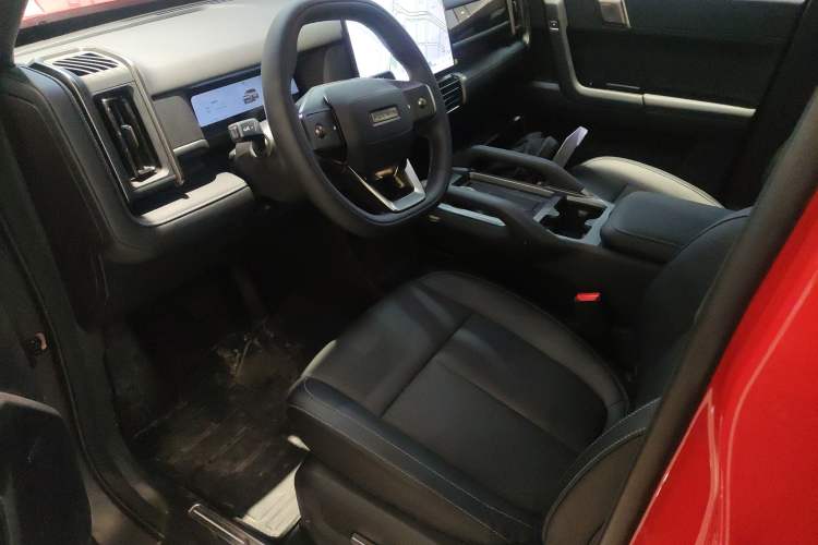 Used Chery Fengyun Fulwin X3 Plus 2025 Model 501 Four-Wheel Drive Smart Leading Edition Left Front Seat