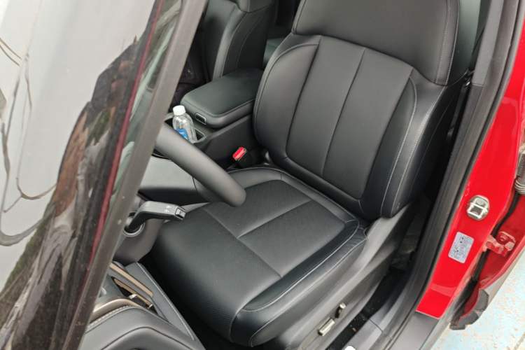 Used Chery Fengyun Fulwin X3 Plus 2025 Model 501 Four-Wheel Drive Smart Leading Edition Left Front Seat