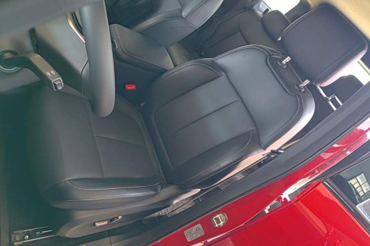 Used Chery Fengyun Fulwin X3 Plus 2025 Model 501 Four-Wheel Drive Smart Leading Edition Left Front Seat