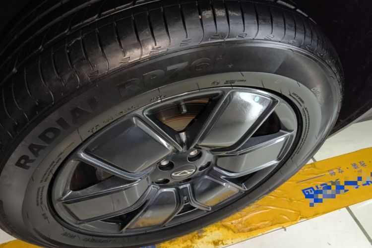 Used Chery Fengyun Fulwin X3 Plus 2025 Model 501 Four-Wheel Drive Smart Leading Edition Left Front Wheel Hub