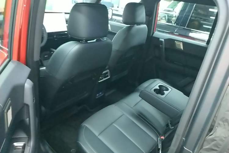 Used Chery Fengyun Fulwin X3 Plus 2025 Model 501 Four-Wheel Drive Smart Leading Edition Left Rear Seat