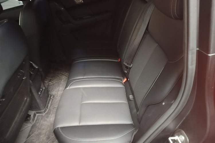 Used Chery Fengyun Fulwin X3 Plus 2025 Model 501 Four-Wheel Drive Smart Leading Edition Left Rear Seat