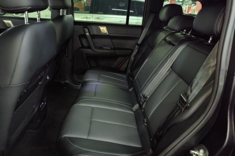 Used Chery Fengyun Fulwin X3 Plus 2025 Model 501 Four-Wheel Drive Smart Leading Edition Left Rear Seat