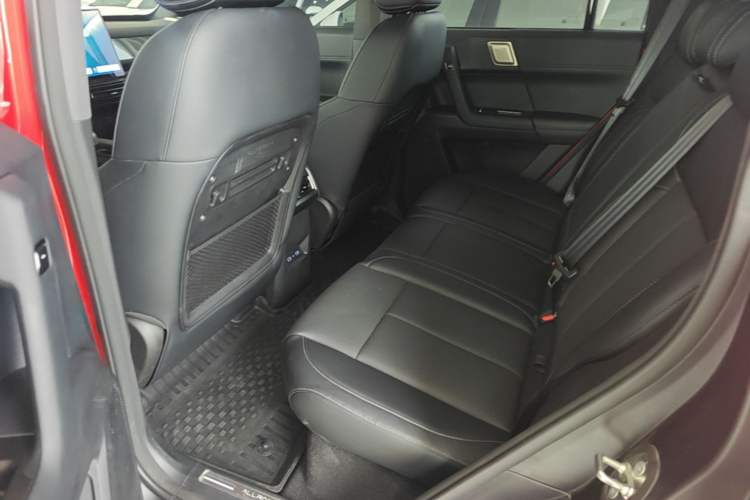 Used Chery Fengyun Fulwin X3 Plus 2025 Model 501 Four-Wheel Drive Smart Leading Edition Left Rear Seat
