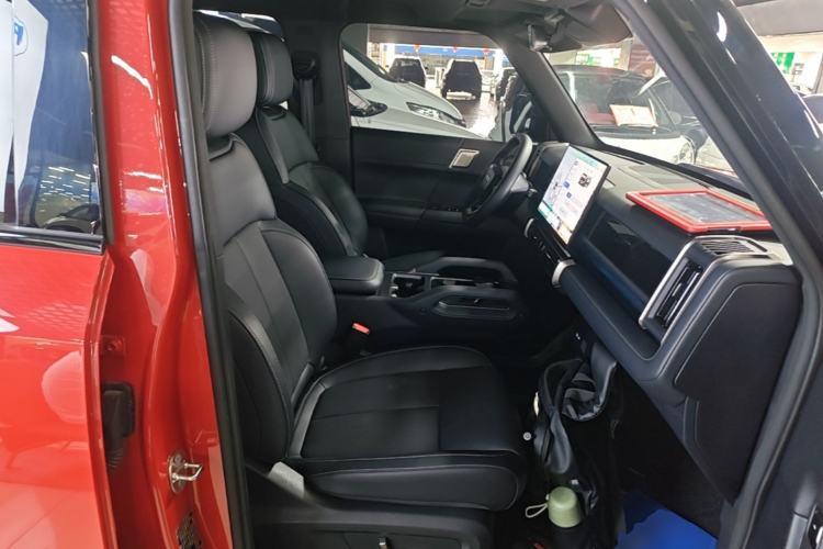 Used Chery Fengyun Fulwin X3 Plus 2025 Model 501 Four-Wheel Drive Smart Leading Edition Right Front Seat