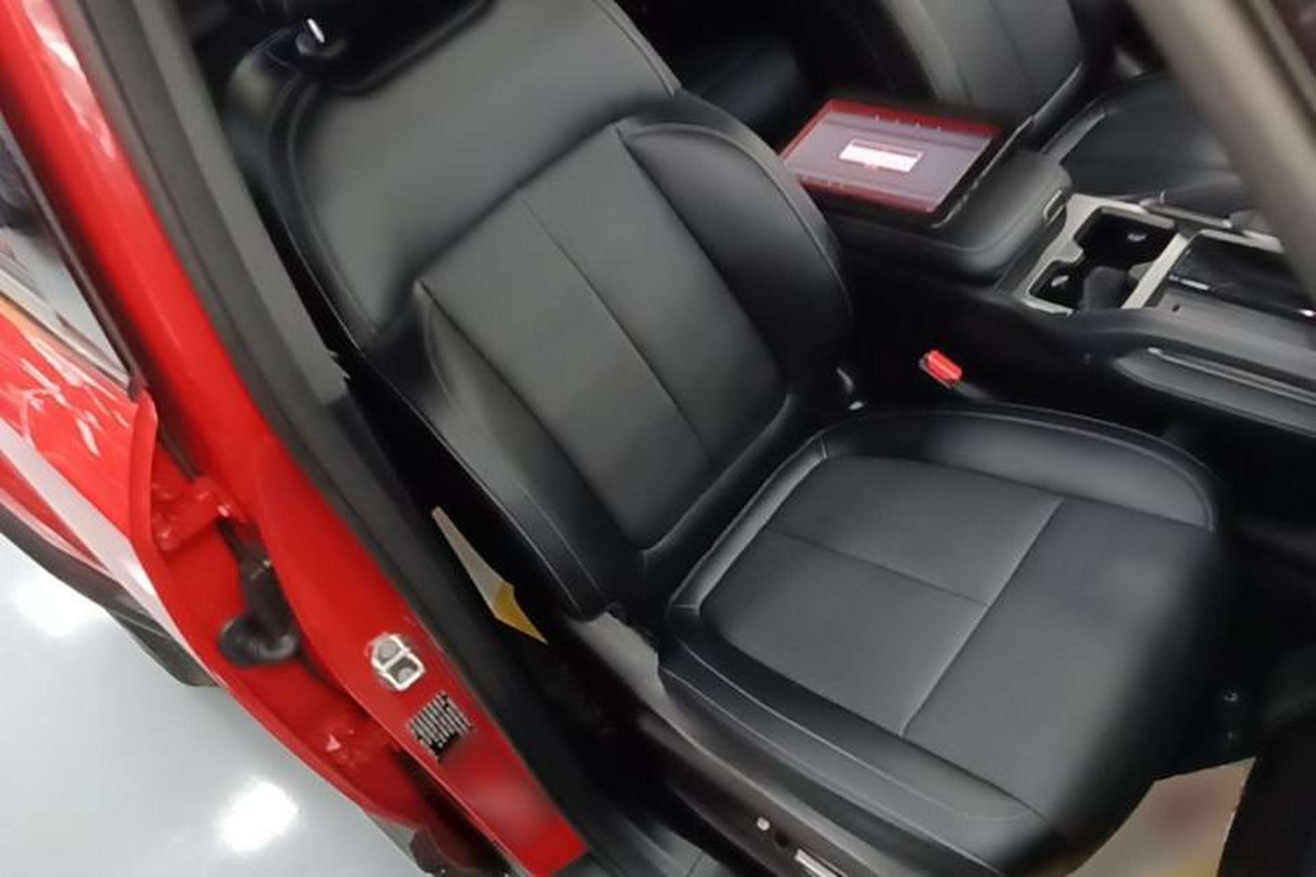 Used Chery Fengyun Fulwin X3 Plus 2025 Model 501 Four-Wheel Drive Smart Leading Edition Right Front Seat