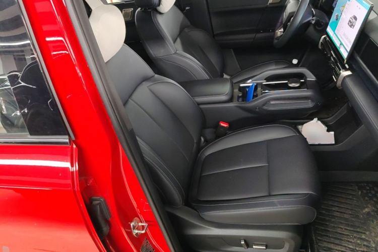 Used Chery Fengyun Fulwin X3 Plus 2025 Model 501 Four-Wheel Drive Smart Leading Edition Right Front Seat