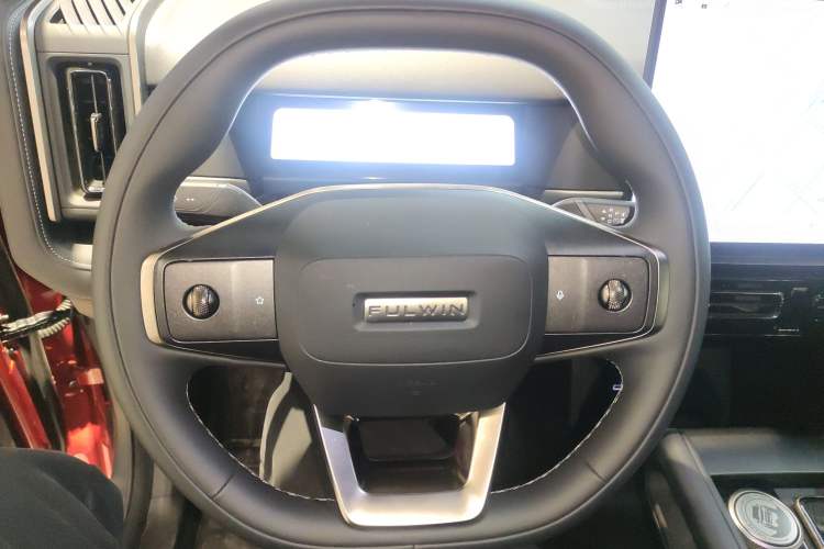 Used Chery Fengyun Fulwin X3 Plus 2025 Model 501 Four-Wheel Drive Smart Leading Edition Steering Wheel