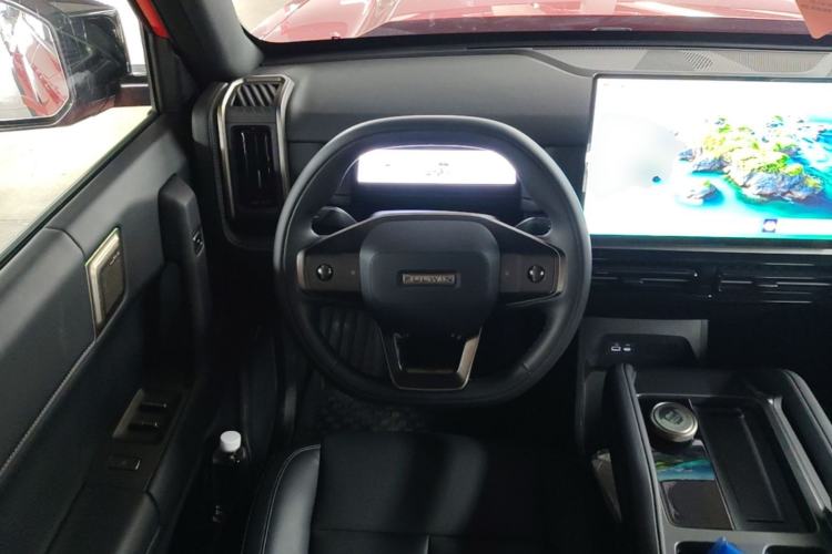 Used Chery Fengyun Fulwin X3 Plus 2025 Model 501 Four-Wheel Drive Smart Leading Edition Steering Wheel