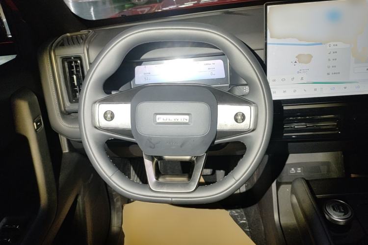 Used Chery Fengyun Fulwin X3 Plus 2025 Model 501 Four-Wheel Drive Smart Leading Edition Steering Wheel