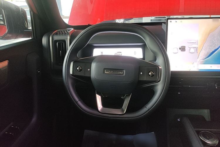 Used Chery Fengyun Fulwin X3 Plus 2025 Model 501 Four-Wheel Drive Smart Leading Edition Steering Wheel