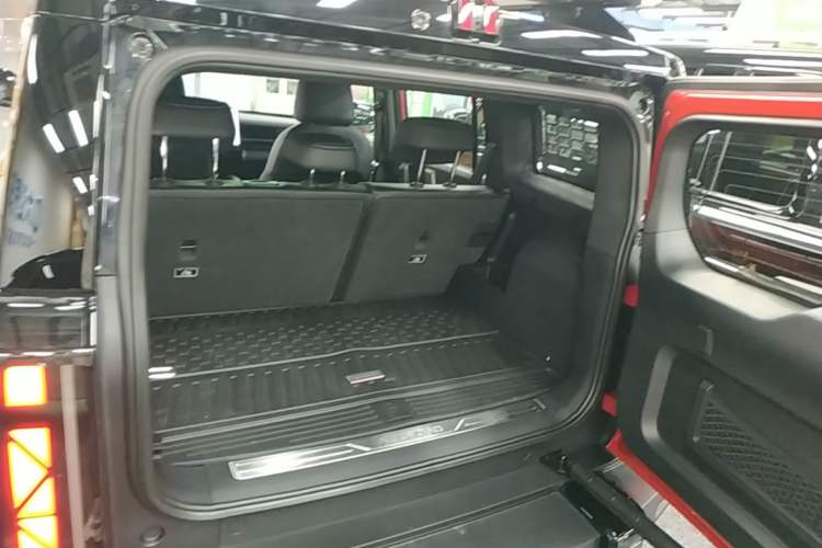 Used Chery Fengyun Fulwin X3 Plus 2025 Model 501 Four-Wheel Drive Smart Leading Edition Trunk
