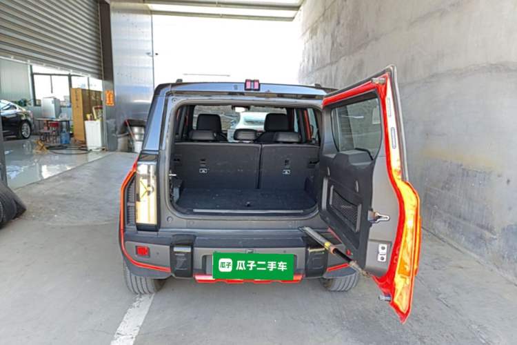 Used Chery Fengyun Fulwin X3 Plus 2025 Model 501 Four-Wheel Drive Smart Leading Edition Trunk