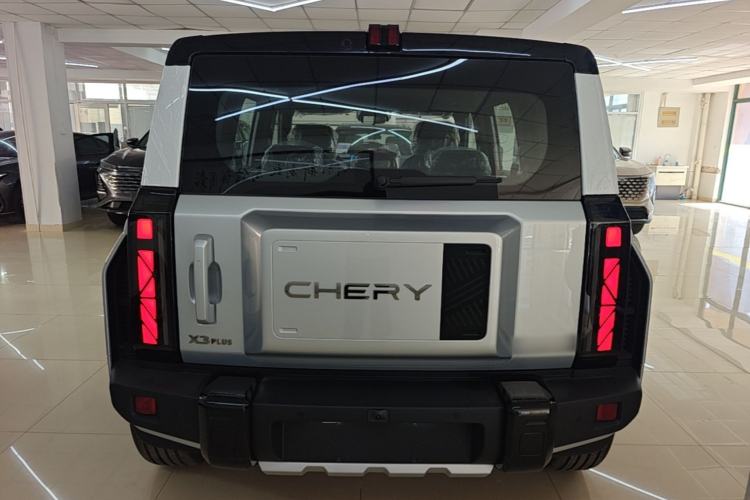 Used Chery Fengyun Fulwin X3 Plus 2025 Model 401 Two-Wheel Drive Smart Leading Edition Rear