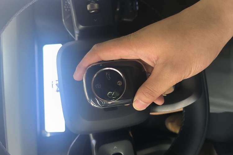 Used Chery Fengyun Fulwin X3L 2025 Model 215 Smart Driving Edition Vehicle Key