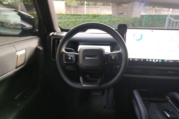 Used Chery Fengyun Fulwin X3L 2025 Model 215 Smart Driving Edition Steering Wheel