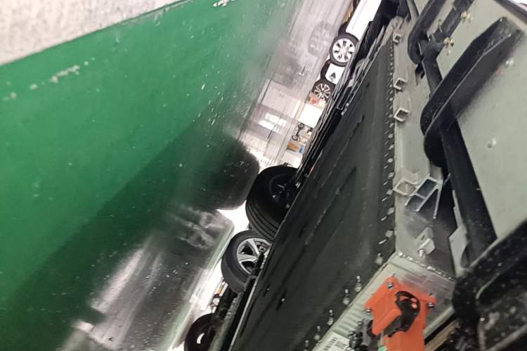Used Chery Fengyun Fulwin X3L 2025 Model 215 Smart Driving Edition Left Side Sill