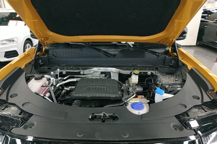Used Chery Fengyun Fulwin X3L 2025 Model 205 All-Wheel Drive High-Energy Edition Engine Bay