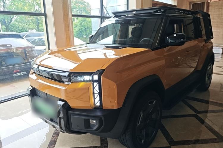 Chery Fengyun Fulwin X3L 2025 Model 205 All-Wheel Drive High-Energy Edition