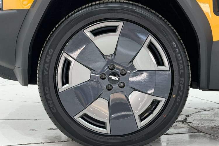 Used Chery Fengyun Fulwin X3L 2025 Model 205 All-Wheel Drive High-Energy Edition Exterior 7