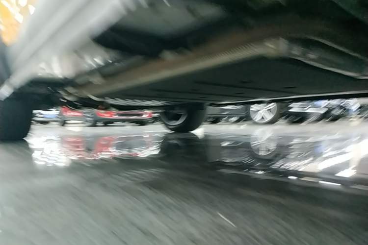 Used Chery Fengyun Fulwin X3L 2025 Model 205 All-Wheel Drive High-Energy Edition Right Side Sill