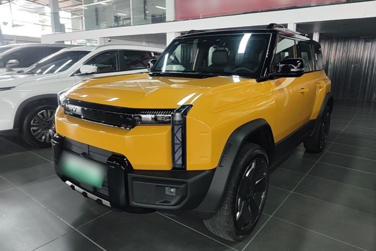 Chery Fengyun Fulwin X3L 2025 Model 205 All-Wheel Drive High-Energy Edition