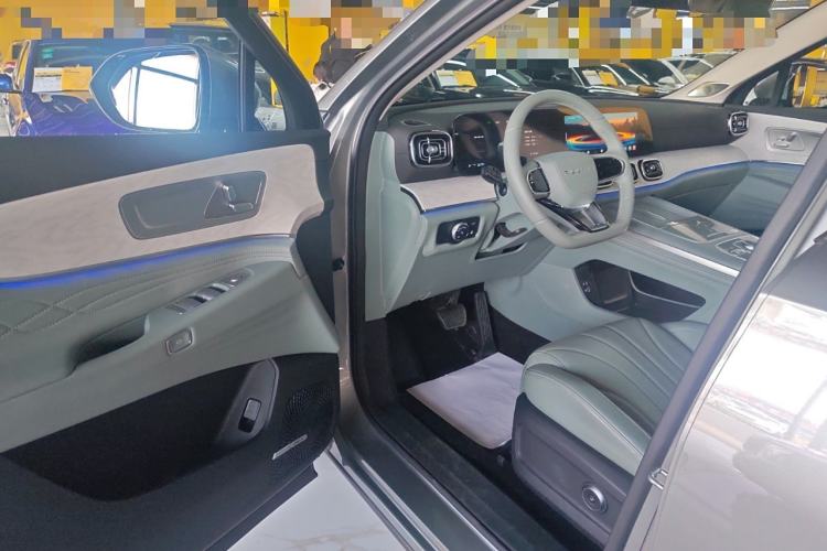 Used Chery Fengyun T10 2024 210 Luxury Edition Interior 3
