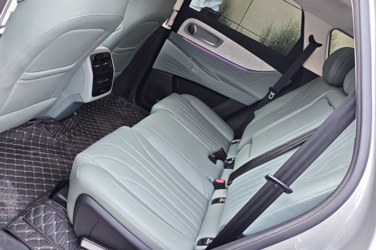 Used Chery Fengyun T10 2024 210 Luxury Edition Interior 9