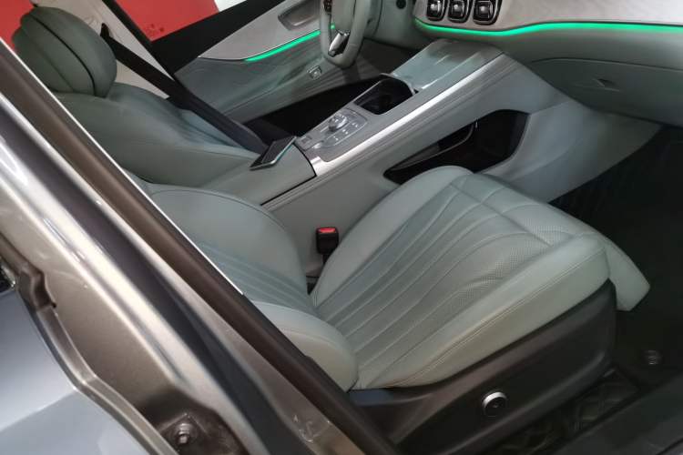 Used Chery Fengyun T10 2024 210 Luxury Edition Right Front Seat