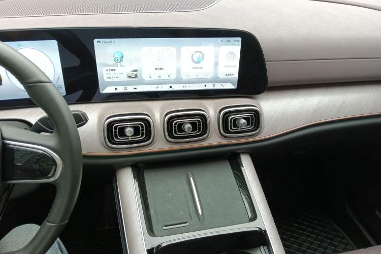 Used Chery Fengyun T10 2024 210 Luxury Edition Audio And AC Panel