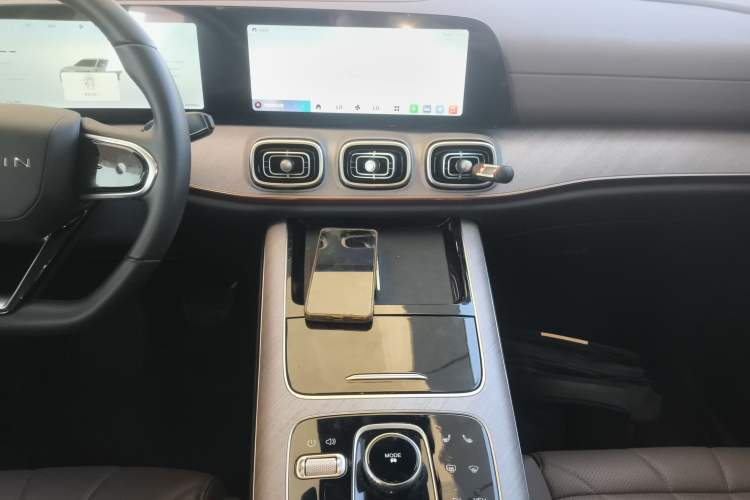 Used Chery Fengyun T10 2024 210 Luxury Edition Audio And AC Panel
