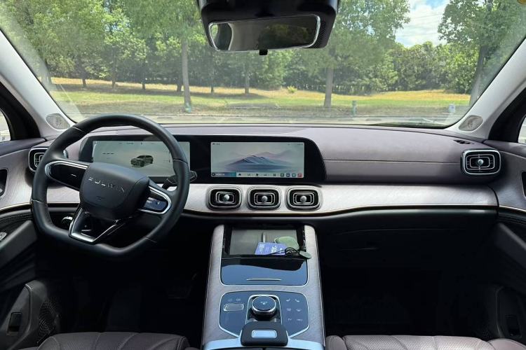 Used Chery Fengyun T10 2024 210 Luxury Edition Center Console