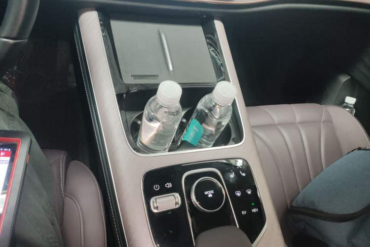 Used Chery Fengyun T10 2024 210 Luxury Edition Gear Lever