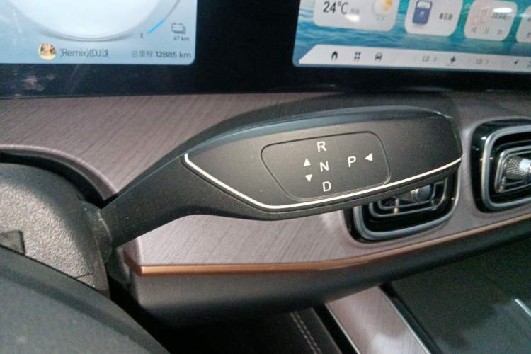 Used Chery Fengyun T10 2024 210 Luxury Edition Gear Lever