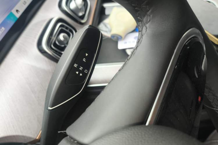 Used Chery Fengyun T10 2024 210 Luxury Edition Gear Lever