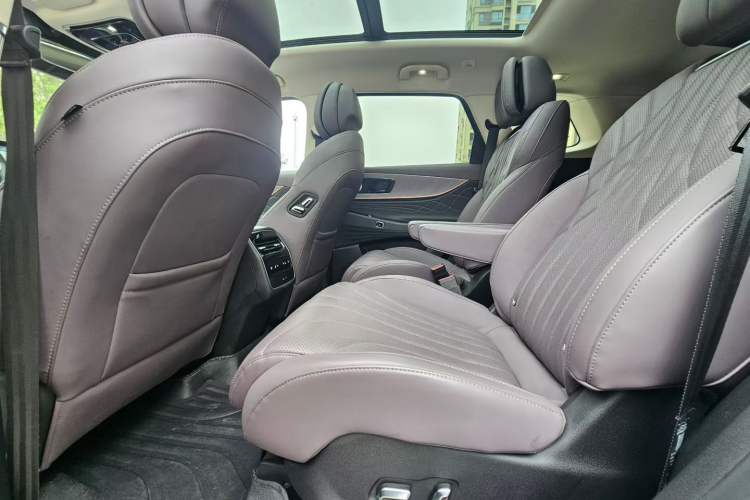 Used Chery Fengyun T10 2024 210 Luxury Edition Interior 3