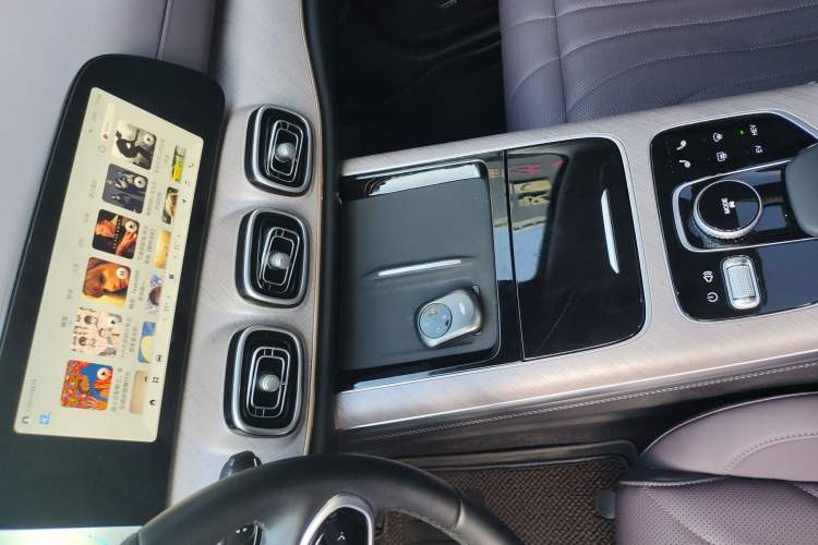 Used Chery Fengyun T10 2024 210 Luxury Edition Interior 4