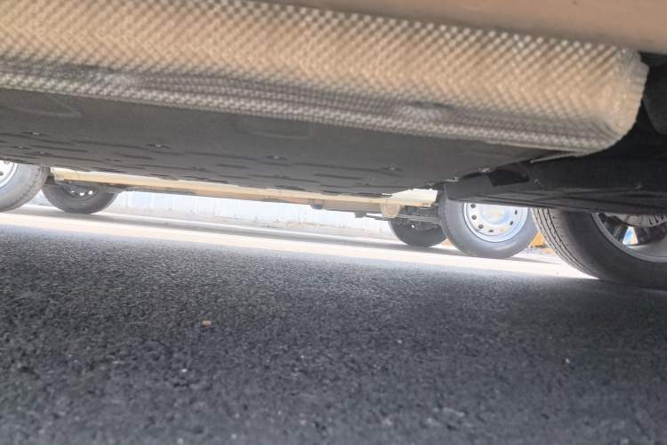 Used Chery Fengyun T10 2024 210 Luxury Edition Left Side Sill