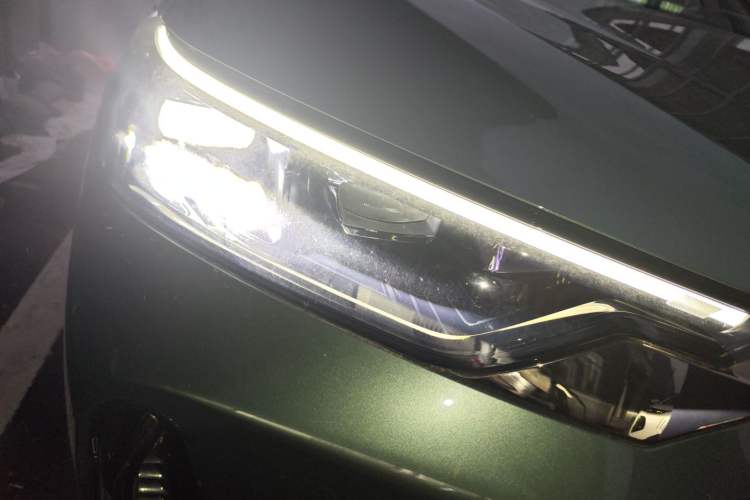Used Chery Fengyun T10 2024 210 Luxury Edition Right Front Headlight