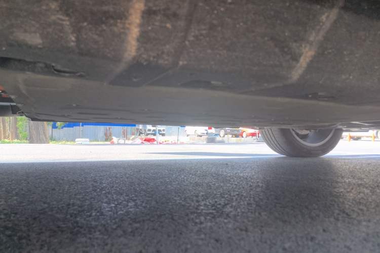 Used Chery Fengyun T10 2024 210 Luxury Edition Right Side Sill