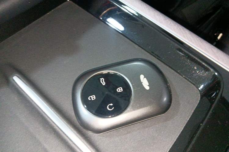 Used Chery Fengyun T10 2024 210 Luxury Edition Vehicle Key