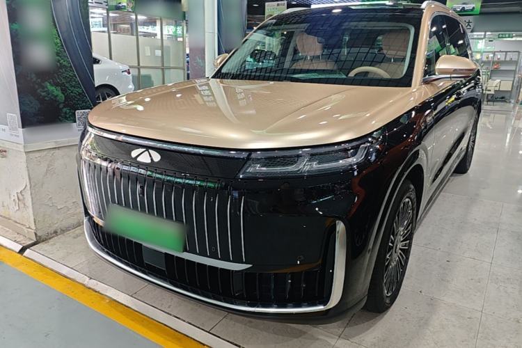 Used Chery Fengyun T11 2026 Model 220 Rear-Drive Dual IMAX Theater Edition Guazi used car, China used car export, Used car for sale, Used Chery Fengyun cars, Cheapest cars for sale
