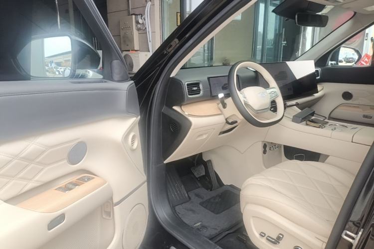 Used Chery Fengyun T11 2026 Model 220 All-Wheel Drive Family Fun Edition Driver Seat