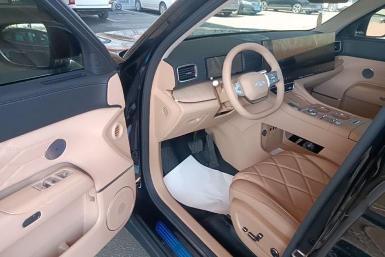Used Chery Fengyun T11 2026 Model 220 All-Wheel Drive Family Fun Edition Driver Seat