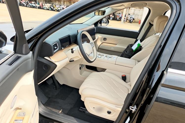 Used Chery Fengyun T11 2026 Model 220 All-Wheel Drive Family Fun Edition Driver Seat