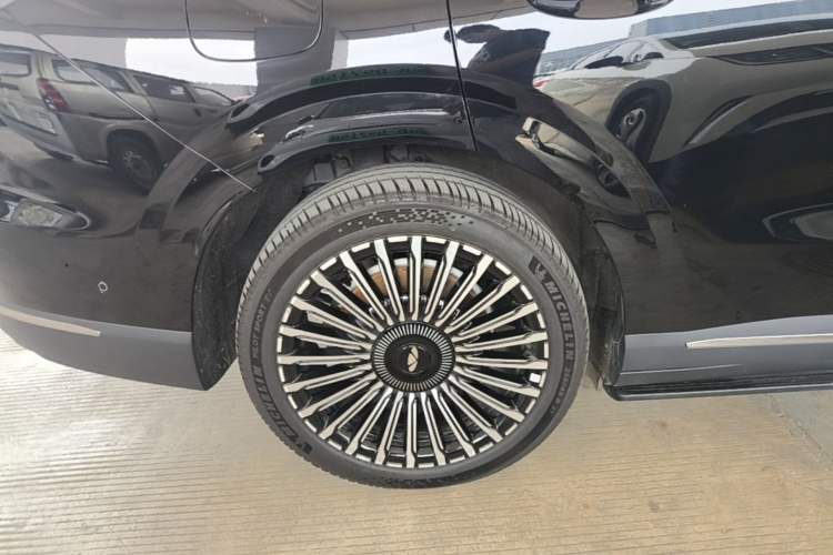 Used Chery Fengyun T11 2026 Model 220 All-Wheel Drive Dual IMAX Theater Edition Exterior 5